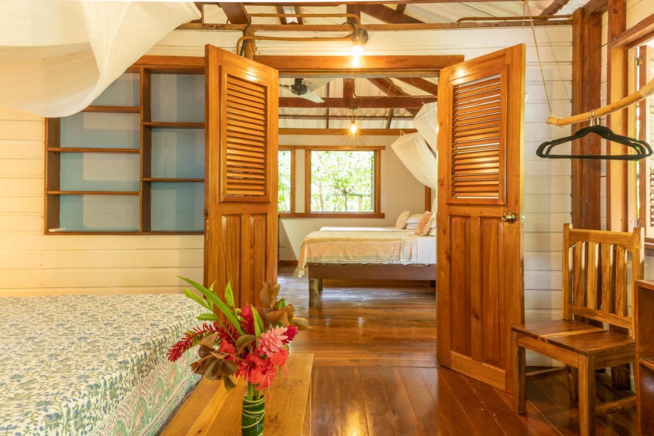 Casa Cayuco Eco-Adventure Lodge Бокас дел Торо Екстериор снимка
