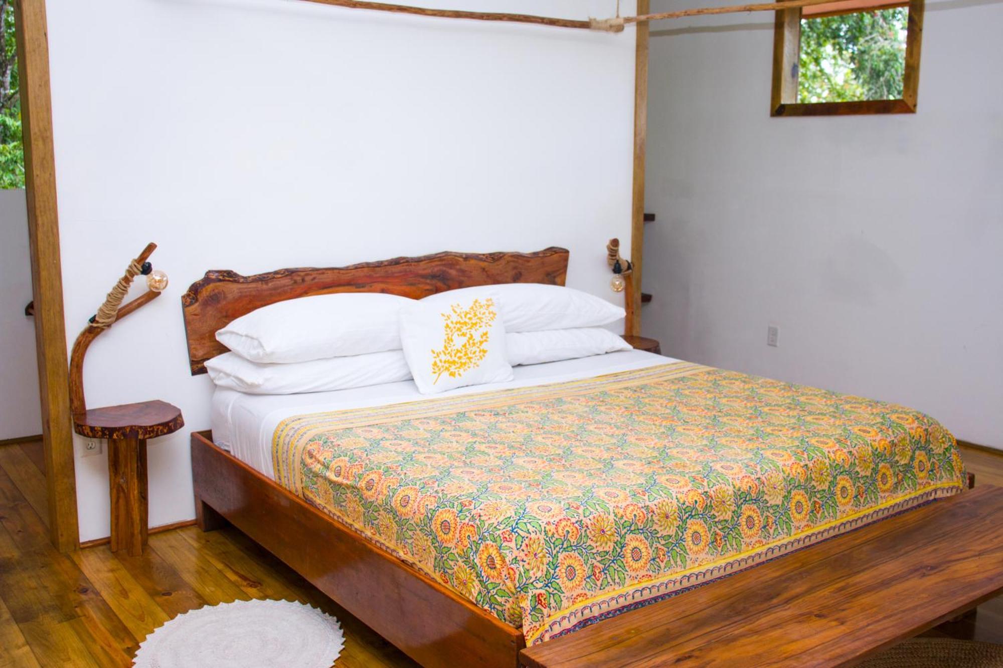 Casa Cayuco Eco-Adventure Lodge Бокас дел Торо Екстериор снимка