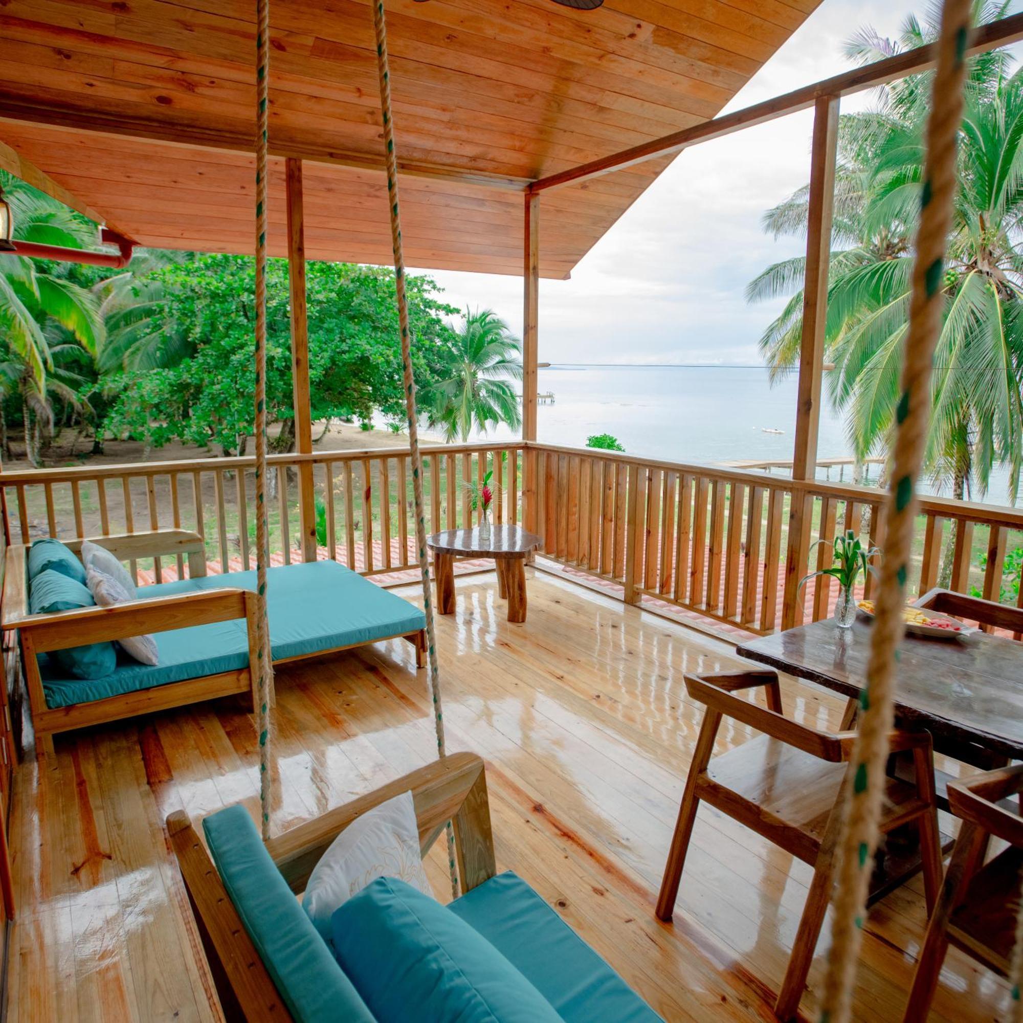 Casa Cayuco Eco-Adventure Lodge Бокас дел Торо Екстериор снимка